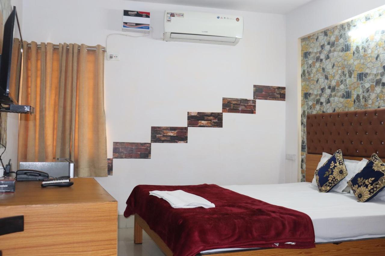 The Salvation Army Red Shield Guest House Kolkata Bagian luar foto